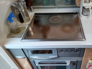 千葉キッチン取付け隊　IHヒーターの取替　施工前